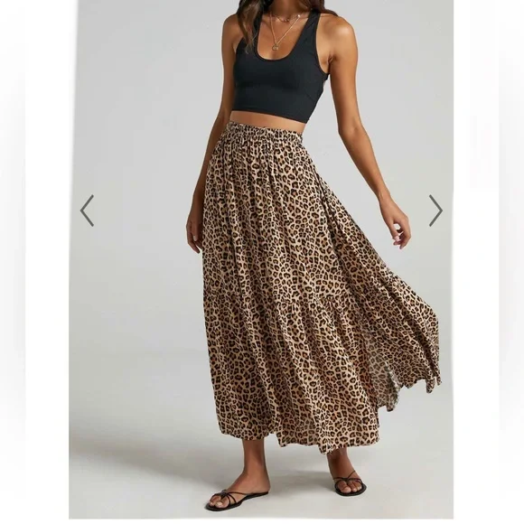 OFF TO BALI SKIRT IN LEOPARD PRINT by Showpo - Picture 2 of 7